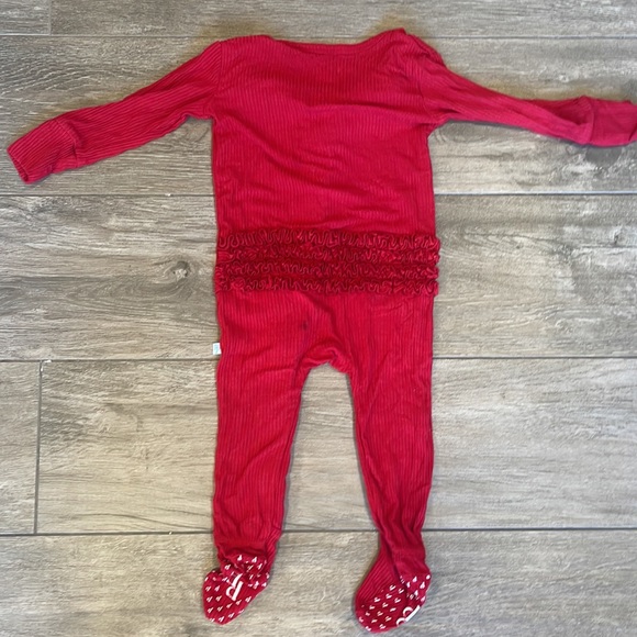 Posh Peanut- Crimson Red Ruffle Ribbed Footie- 9-12 Months - Picture 5 of 6